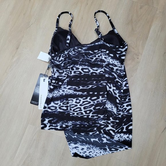 17. Magicsuit Tankini. Size 10. black/white. NWT. - Picture 2 of 3
